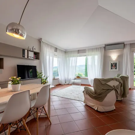 Baroncelli By Interhome * Бароло